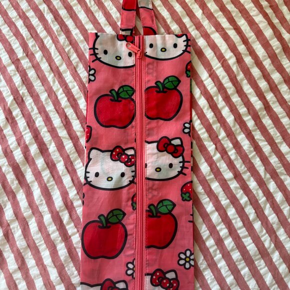 EUC Baggu | 3D Zip | Hello Kitty | Medium Pouch Only - Picture 3 of 5